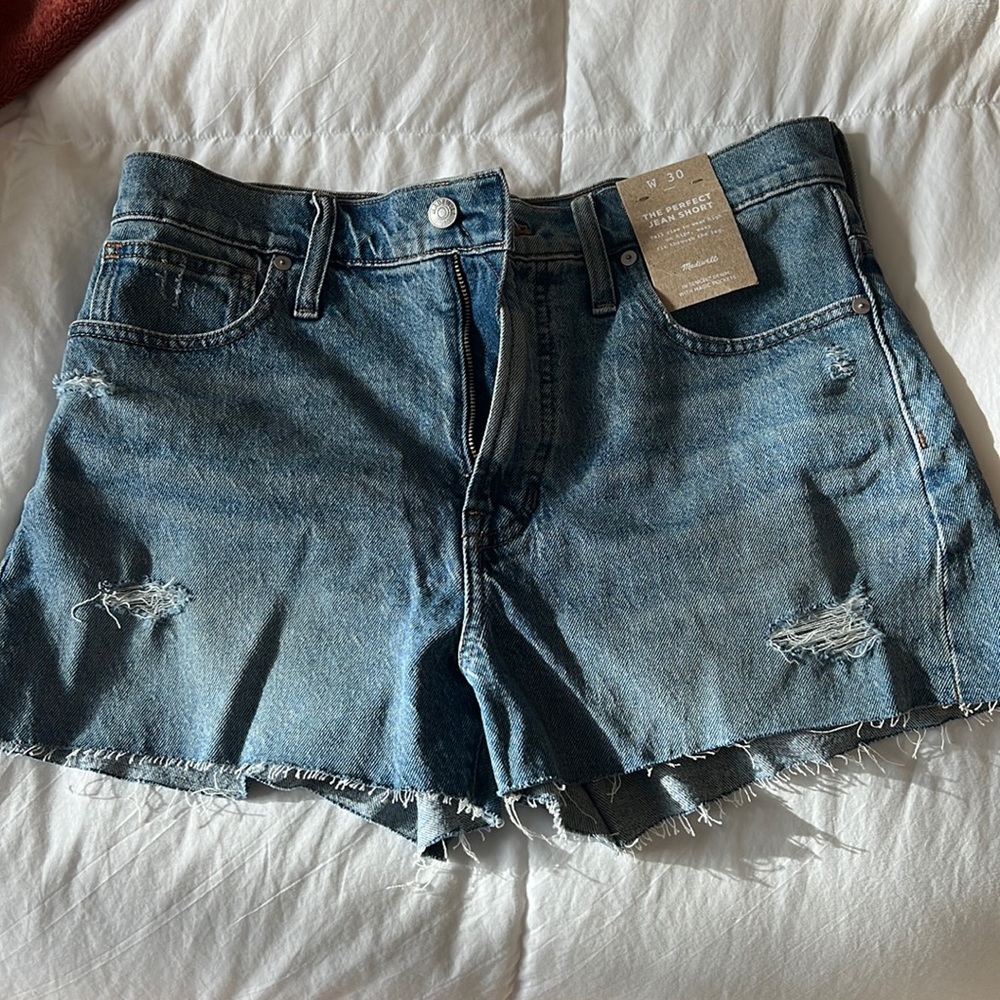NWT Madewell Denim shorts (size 30)